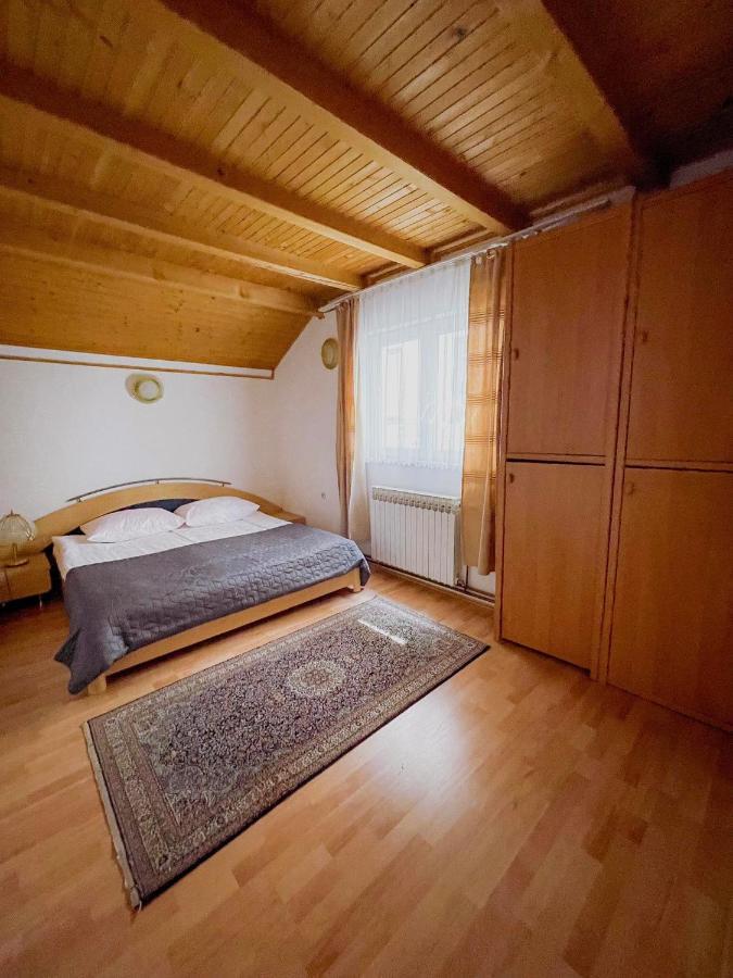 Adella Appartamento Sarajevo Esterno foto