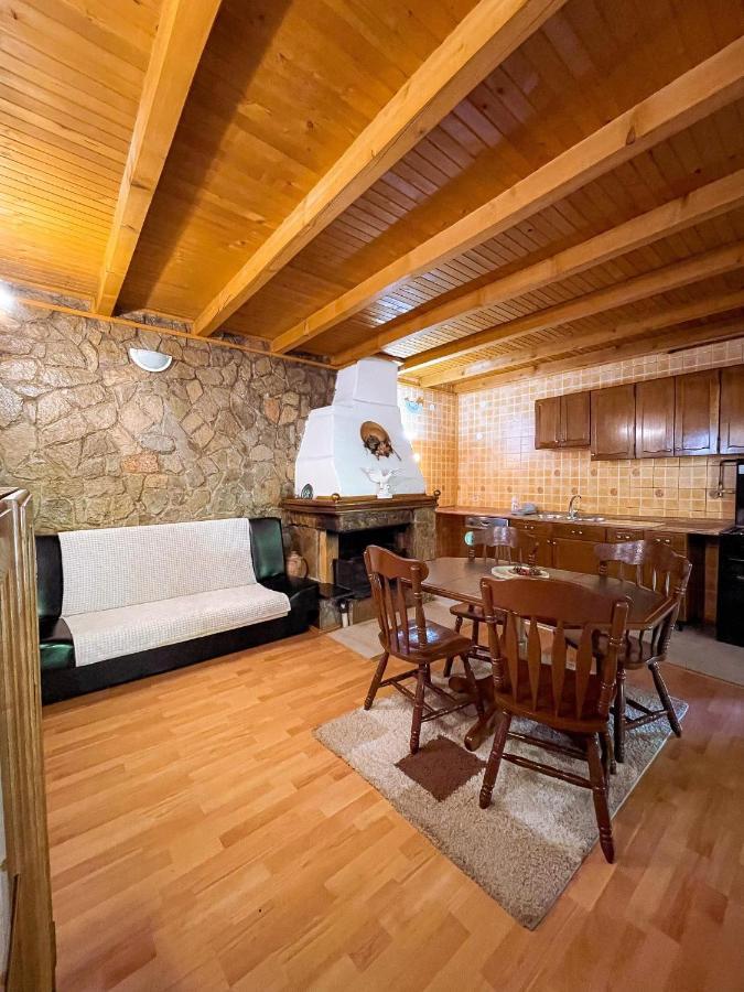 Adella Appartamento Sarajevo Esterno foto